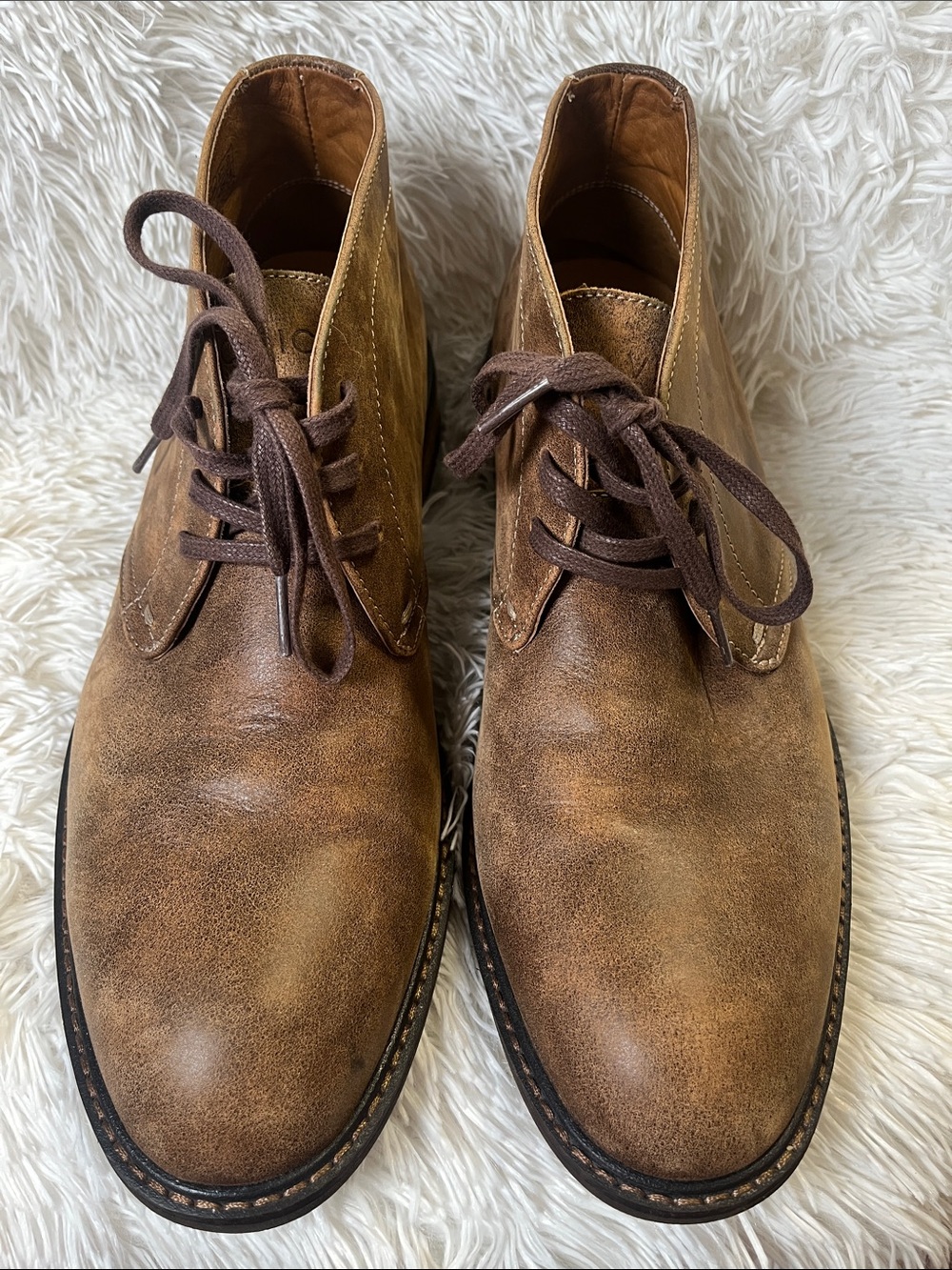 Vionic Men's Brown Leather Chukka Boots
